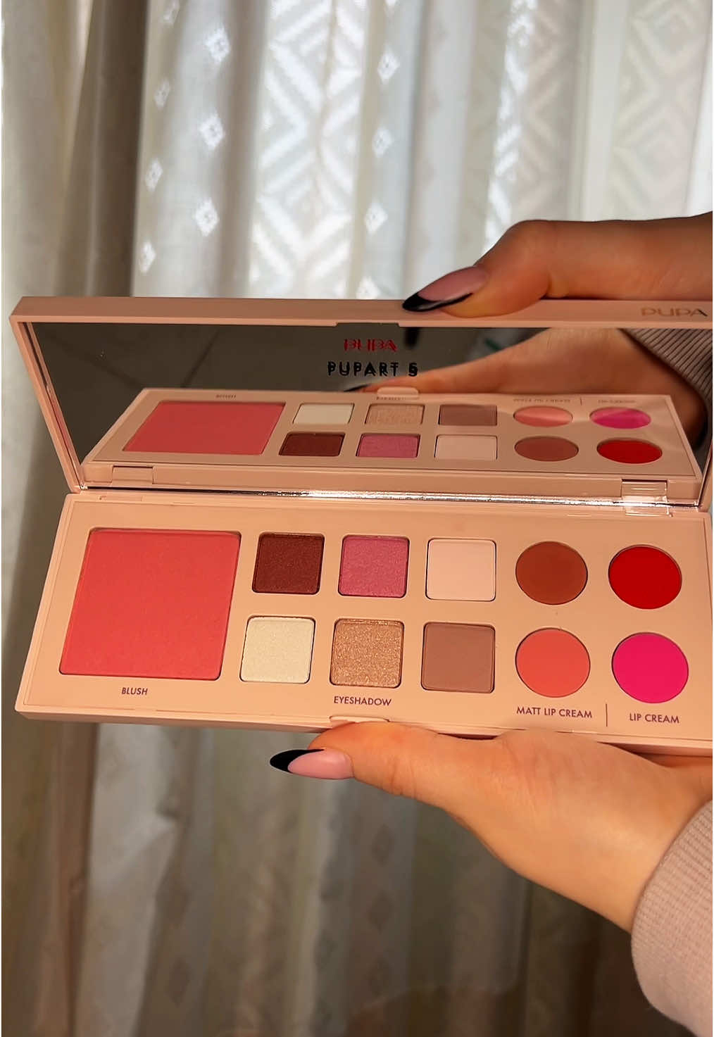 Pupa palette PUPART S nuova collezione  • 1 blush  • 6 ombretti (4 shimmer e 2 nude) • 4 rossetti (2 matte e due lucidi) @PUPA Milano #pupa #palette #palettemakeup #pupamakeup #blush #pupamilano #perte #fyp #shimmer #makeupproducts 