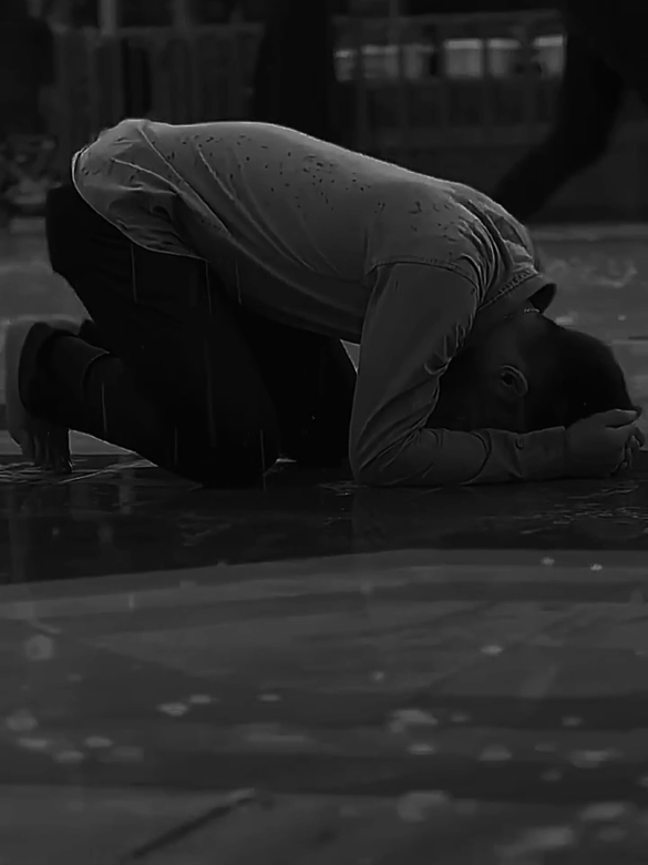 Feel This 🥺🫀🎧🖤. . . #4r0788 #nasheed #darkedit #aestheticvideos #trending #growmyaccount #goviral #islamic_video #islamiccontent #islamicstatus #viralnow #foryoupage #foryou #fyp #fypage #viralvideo #fypviral 