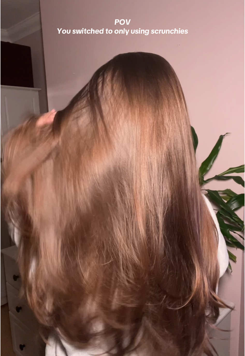 Scrunchie collection is forever growing✨ Scrunchies cause less damage to your hair and are more comfortable to use than elastic hair bands🌸 #HairCareTips #satinscrunchies #hairaccessories #hairties #scrunchies #healthyhair #healthyhairtips 