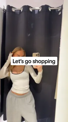 Let’s go shopping …hab erst mal schön meine Karte zu Hause vergessen. Danke an @kimi.jns fürs bezahlen 😅❤️ #shoppingfun #shopping #newstuff #shoppen #haul