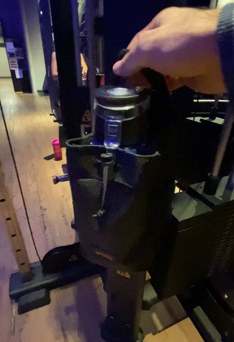 Essa é a famosa bolsa viral fit para academia magnetica que vem sendo falada nas academias do Brasil 😎 Inovação só ONBAG #onbag #viral_video #fyp #treino 