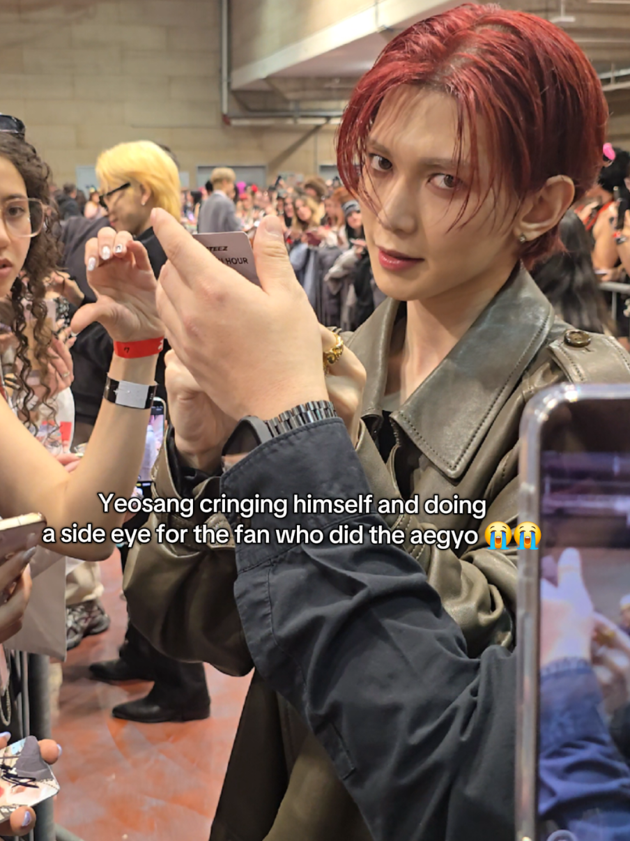 He listen and definitely judges😭🙏🏻 #ateez_official_ #atinyateez #kpop #kpopfyp #fyp #ateeztour #atiny #ateez #yeosang #sendoff #sideeye #cringe @ATEEZ_Official 