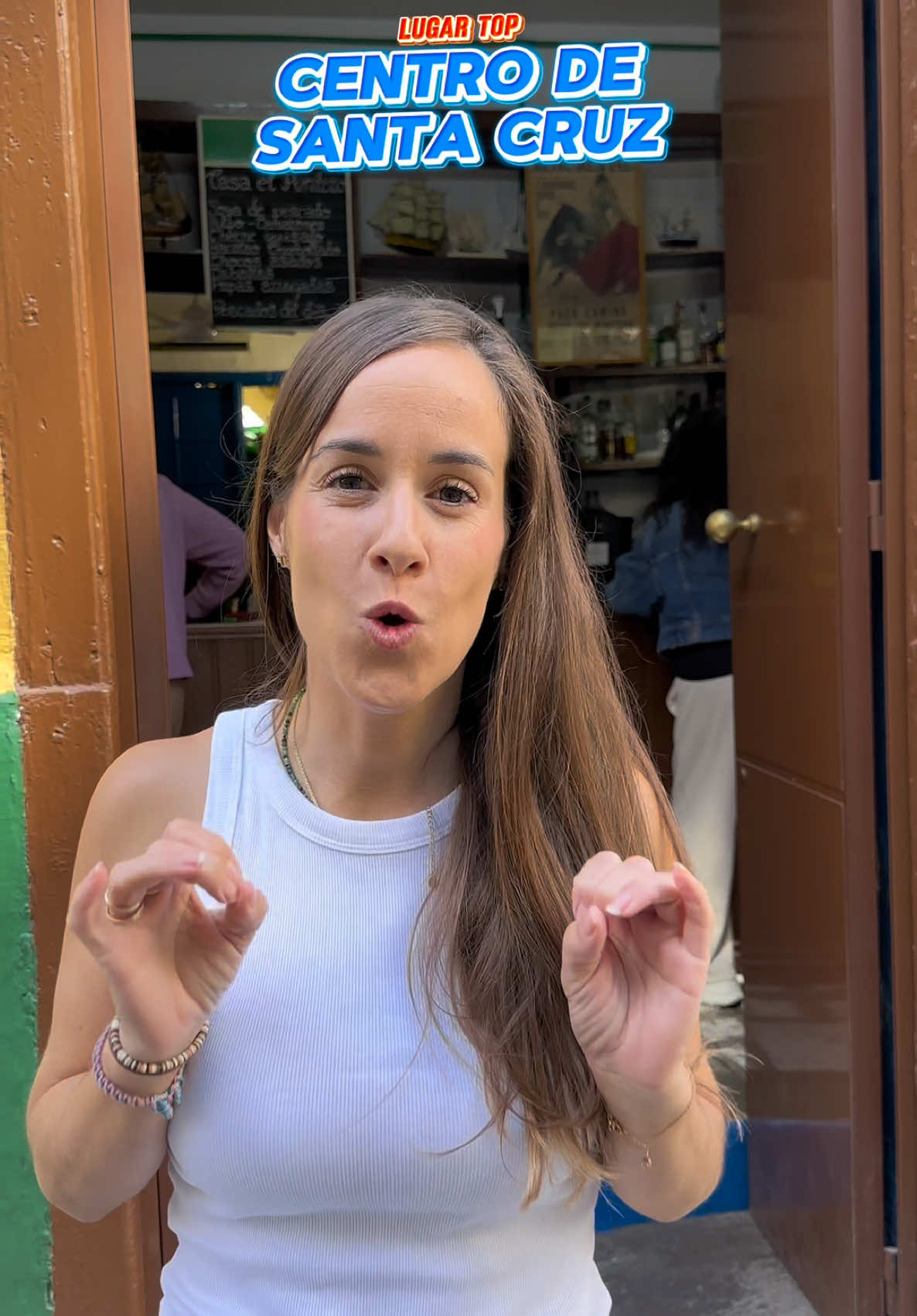 Bodegón el Puntero  . . ⚠️Un mítico de la capital, referente en buena comida y conocido por muchas personas es Bodegón El Puntero🙆🏼‍♂️🙋🏼‍♀️ Está abierto desde 1953. Casa de comidas típica de toda la vida. Su local es antiguo pero muy acogedor. En su carta encontrarás mayoría de platos del mar. Éramos 2 y pedimos: 🔹Sopa de pescado 2,90€ 🔹Cherne fresco guisado 9,40€ 🔹Pulpo 9,40€ 🔹Papas arrugadas 1,50€ 🔹Postre: huevos mole y mousse de chocolate 2,80€ cada uno En total pagamos 37,99€ Nos ofrecieron chupitos 💳 Dispone de datáfono 🅿️ No tiene aparcamiento, pero en Weyler hay uno privado 📍 C/San Clemente 13. Santa Cruz ⏰ De martes a sábado de 12:30 a 16:15 y de 20:00 a 22:30 Domingo y lunes cerrado ☎️ 922 28 22 14 Esta es nuestra humilde experiencia de este lugar. ¿Lo conocías? . #bodegonelpuntero #guachinche #guachinches #bochinches #elpuntero #tenerife #islascanarias #dondecomertenerife #santacruzdetenerife 