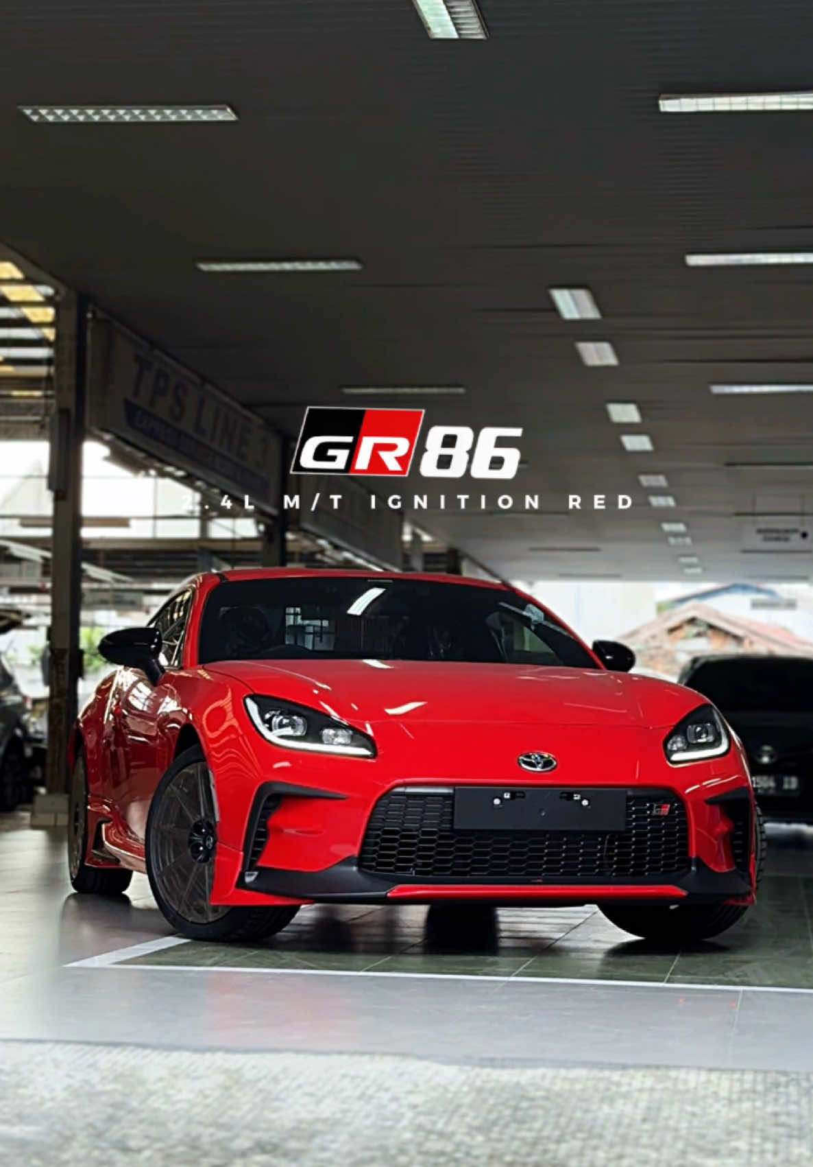 Toyota GR 86 2.4L M/T Ignition Red Salah unit terlangka di Indonesia Bermesin 4-Cylinders, DOHC Dengan Torsi Maksimal 250Nm Bertenaga 228 Horsepower. Mau? ONLY 1 UNIT READY! Pemesanan Toyota Seluruh Wilayah Indonesia Hubungi : Mike - Account Executive Toyota Astra Auto2000 Kenjeran Surabaya 0812.3132.3273 #toyota #gr86 #toyotagr86 #toyotagr #gazooracing #sportscar #sportcar #ft86 