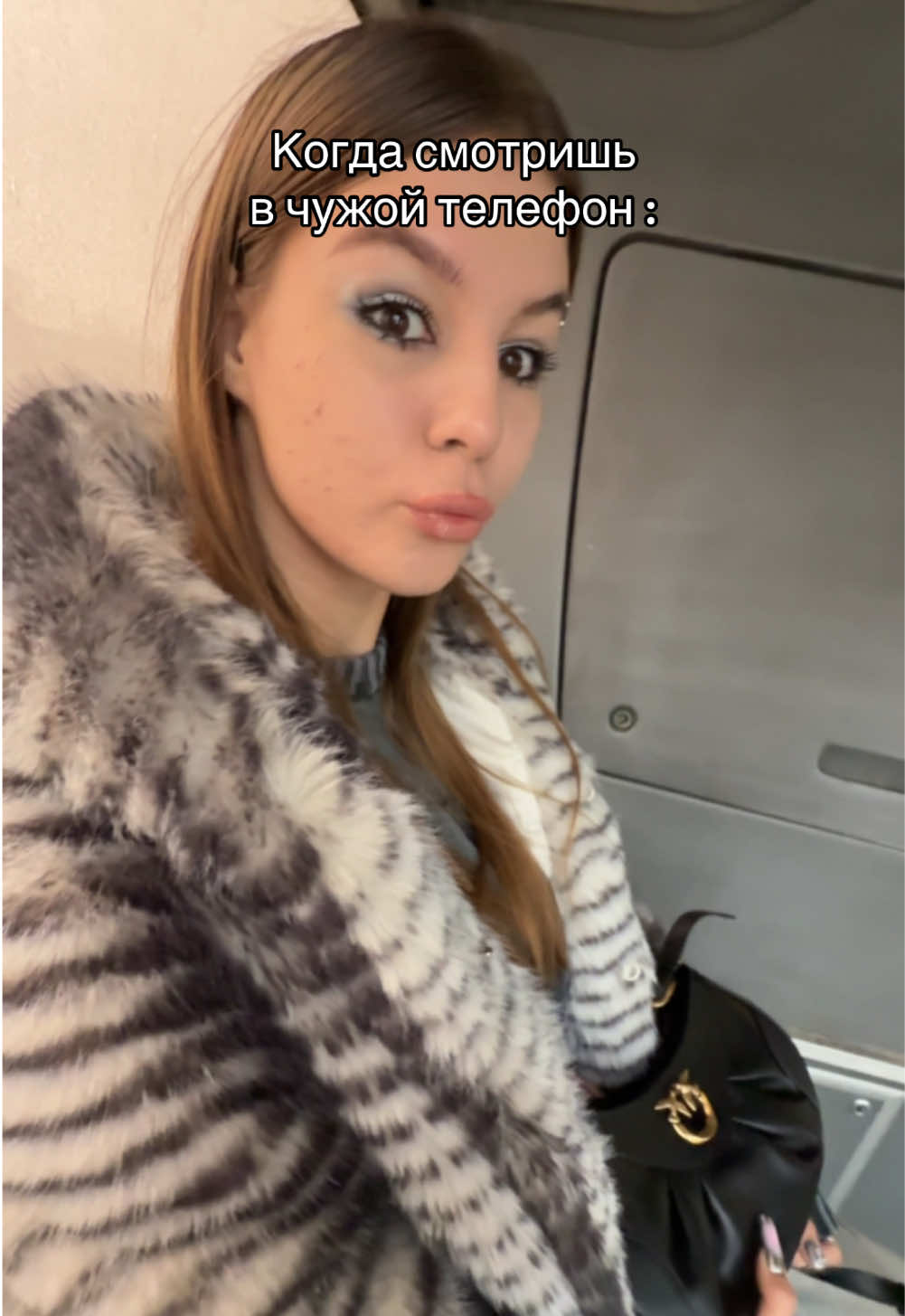 У кого жиза? Кто тоже ненавидит ,когда подсматривают…? (но сам подсматривает)