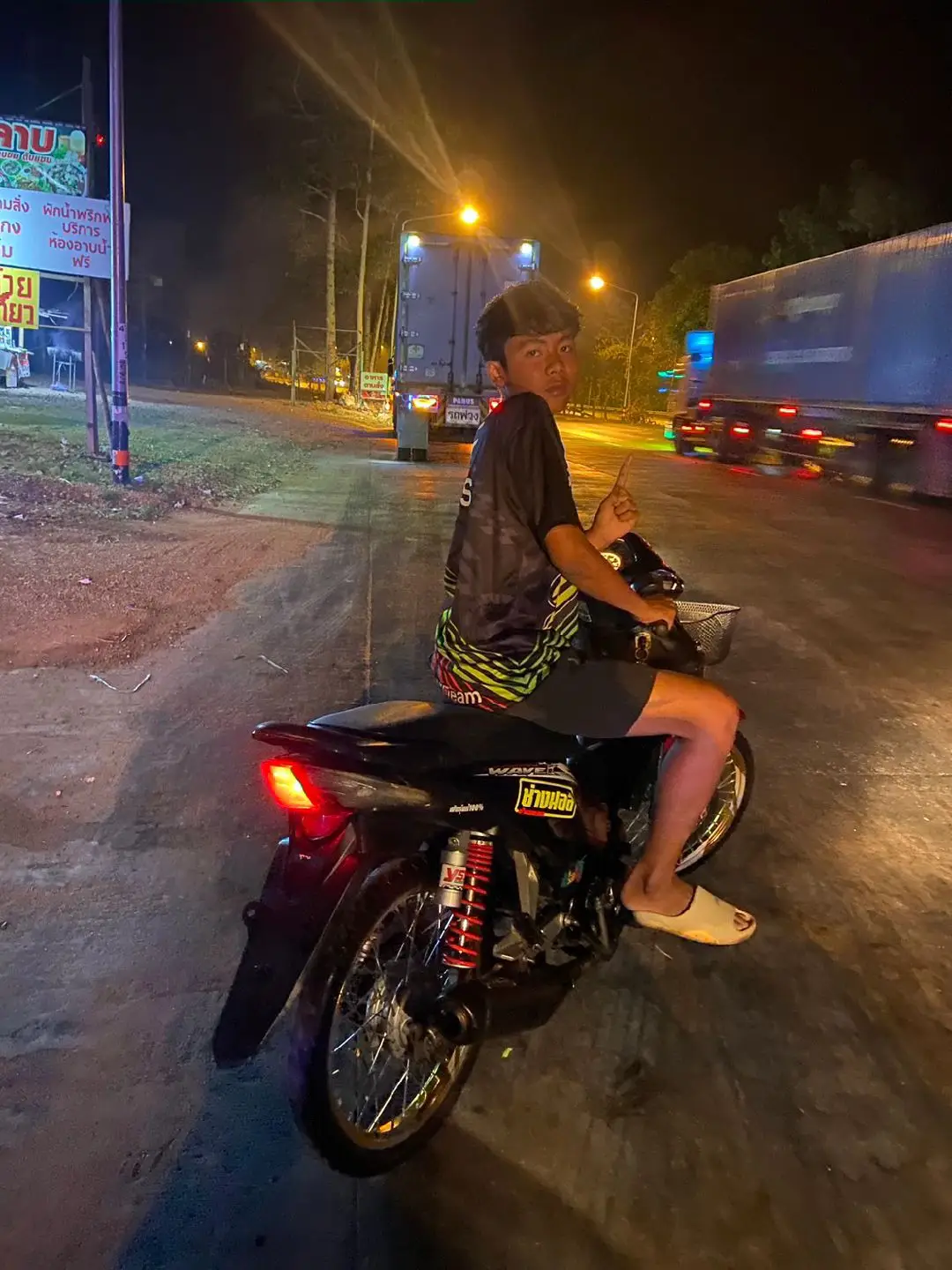 #ต้นบ้านจน💚 #ช่างมอสบ้านแหลม🚀 #ตัวขับหน้าใหม่🛵💯 @user670093691559 