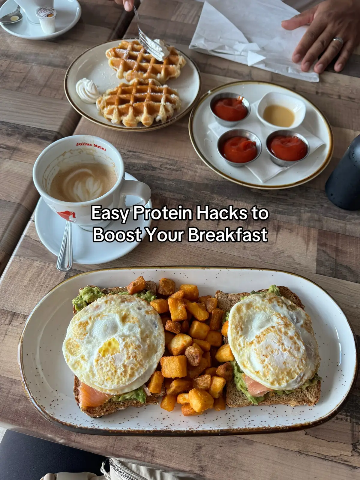 Here are a few hacks I do to get extra protein! If you need more help, follow along #highprotein #proteinhack #breakfastinspo #highproteindiet #healthyrecipe 