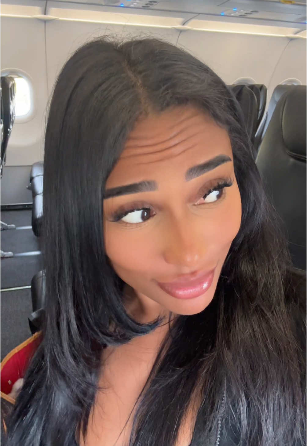 cuzzzz yeeeaaaaa I’m actually flying w my sneaky link 