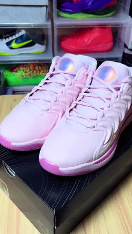 Nike KD 17 “Aunt Pearl” 💖 . . #kd17 #nikekd17 #kd17auntpearl #nikekd17auntpearl รับจัดหารองเท้าบาส และ sneaker ทุกรุ่น ทุกยี่ห้อ 🏀  ร้านJP มีแต่ของแท้ 💯 #ร้านรองเท้าบาส  #พรีออเดอร์รองเท้าบาส #รองเท้าบาส #JP #ร้านรองเท้าบาสJP #jumpershop #sneakers #bas #basketball #nike #รีวิวรองเท้า