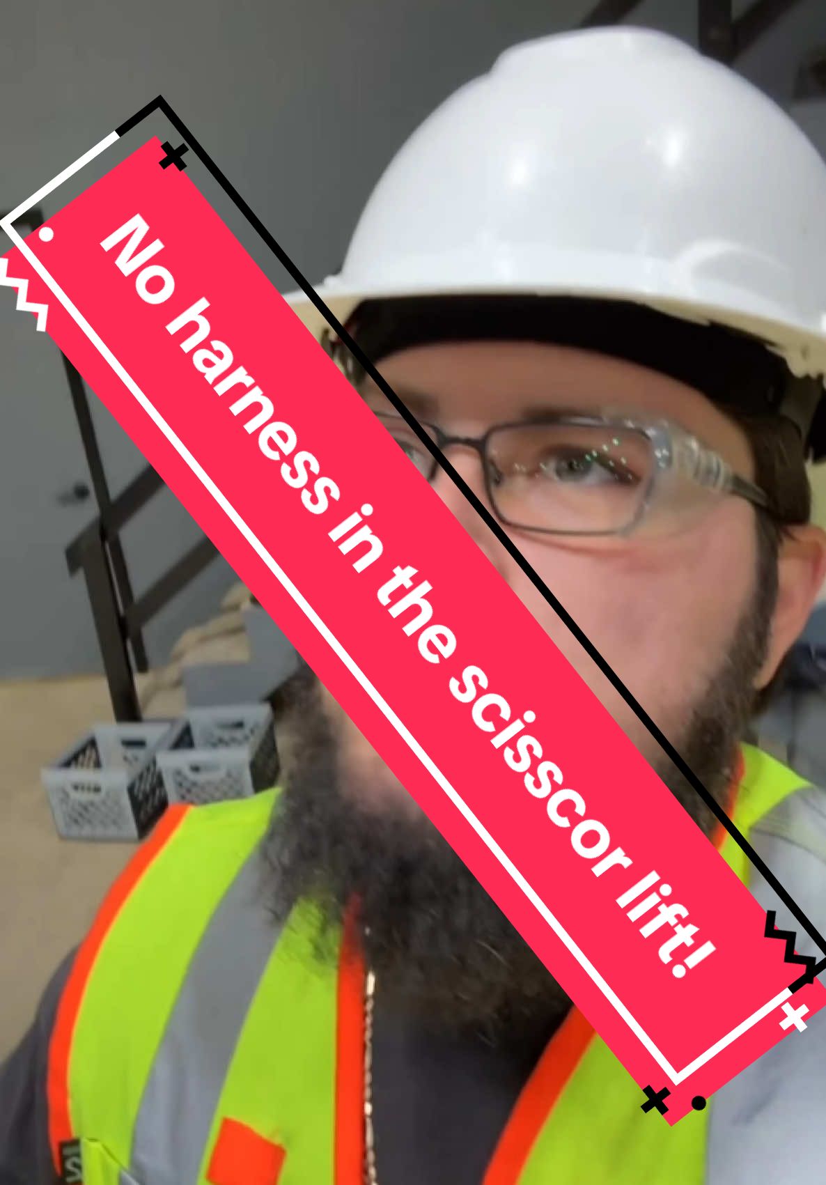 Ricky gets caught with no harness! #fyp #rickyandtheboss #breadstickricky #roughneckroscoe #comedyskit #construction 