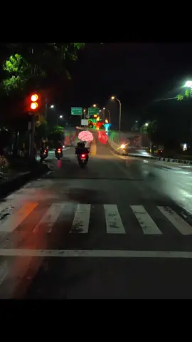 jangan terlalu berlebihan dalam berbagai hal, karna jika bukan kamu opsinya dirimu sendirilah yang akan hancur sendirian. #katakatasad #sadvibes #sadstory #fyp #galaubrutal 