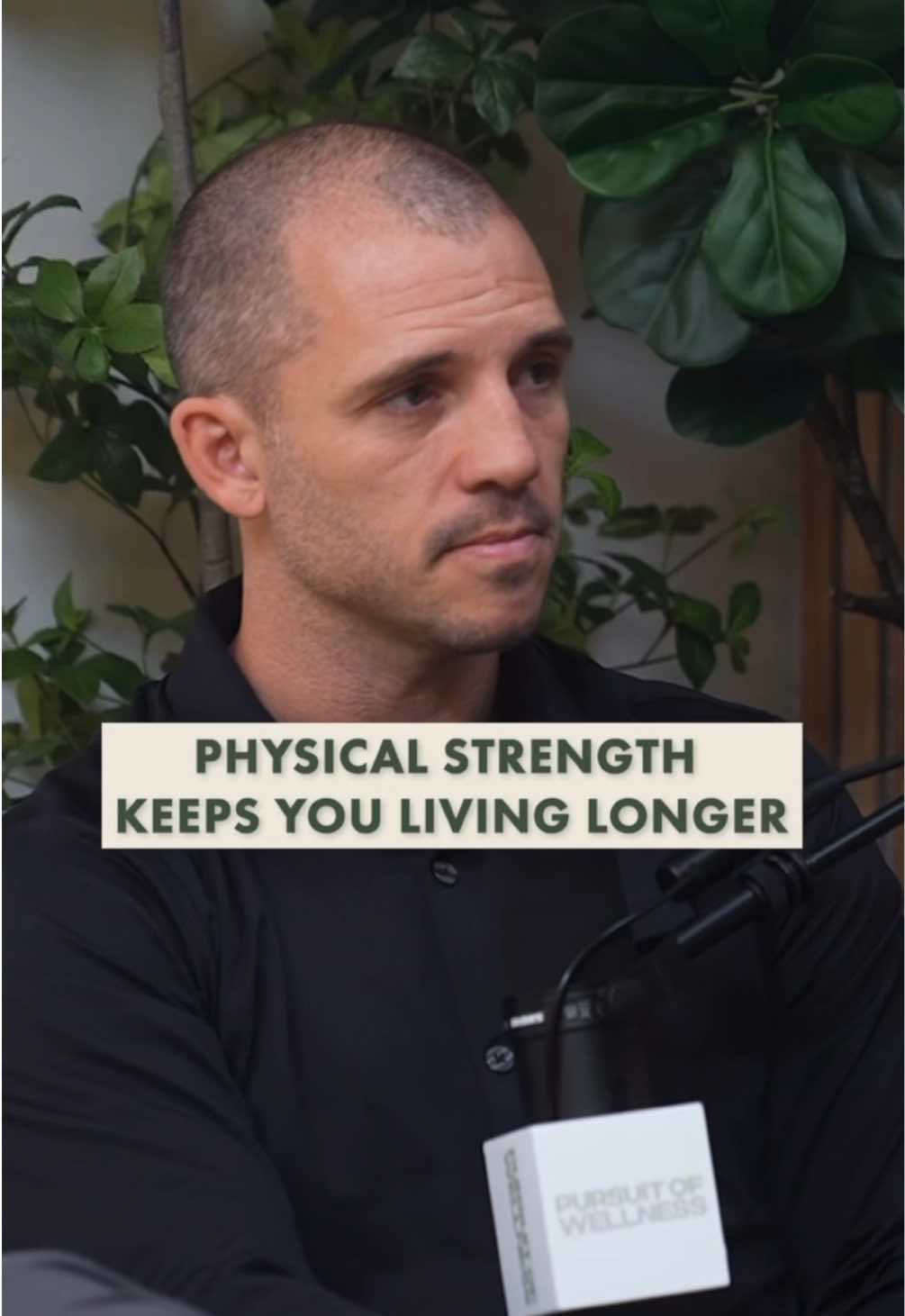 Benefits of muscle mass and strength training 🏋️  Tune into episode 166 with Dr. Andy Galpin, one of the leading experts on fitness and human performance. Dr. Galpin shares actionable advice on progressive overload, recovery strategies, and optimizing your fitness for long term health. #strengthtrainingforwomen #strenthtraining #musclemass #fitnesstiktok #brainhealth #weightlifting #weightliftingwomen 