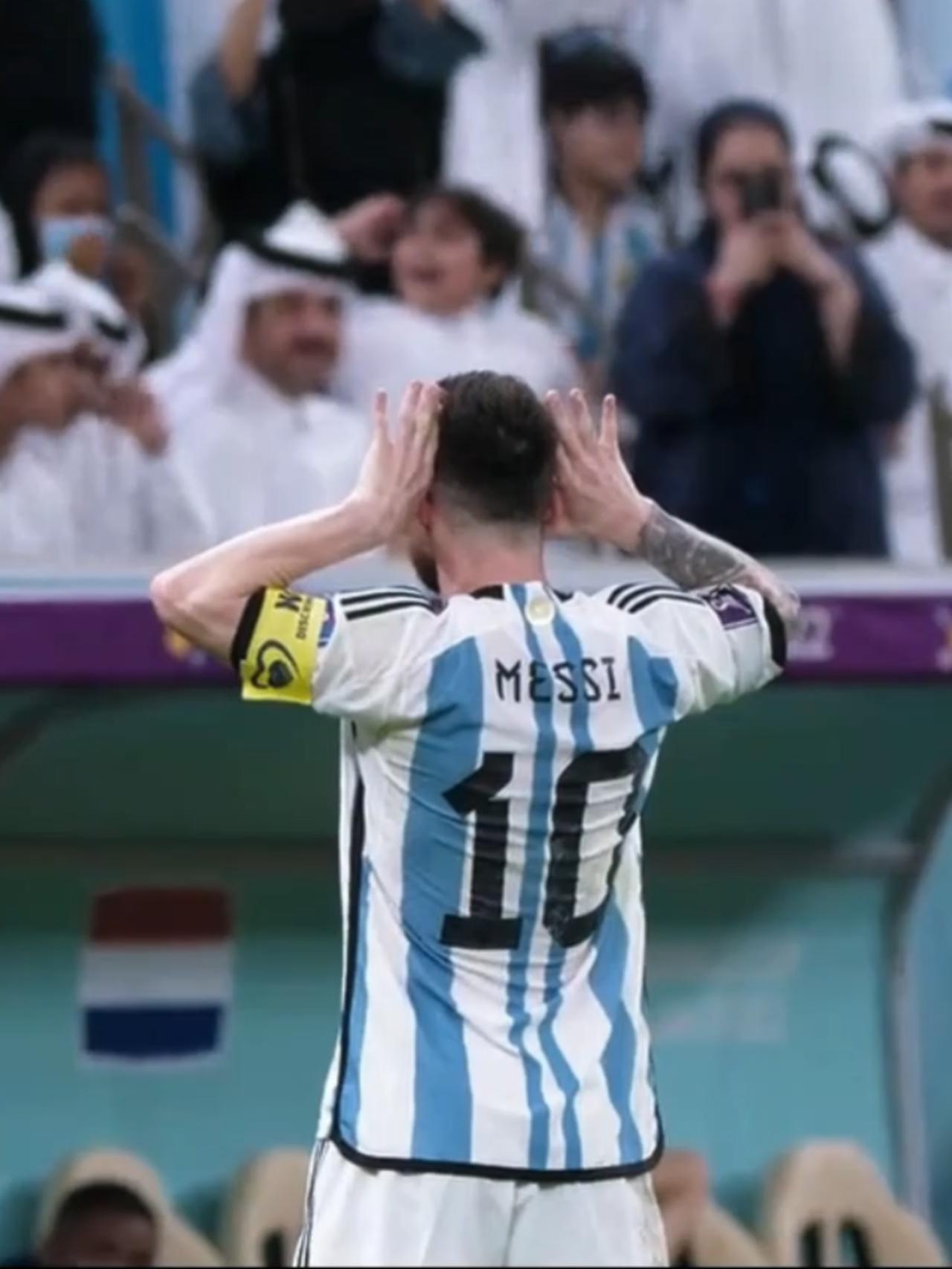 El DÍA que MESSI le MOSTRÓ a VAN GAAL quien MANDA/ Messi le CIERRA LA BOCA a VAN GAAL/ TOPO GIGIO de MESSI a VAN GAAL/ Argentina vs Países Bajos/ CUARTOS DE FINAL/ Argentina CAMPEÓN del MUNDIAL QATAR 2022/ Messi vs Van Gaal/ QUE MIRÁS BOBO/#argentinavsaustraliaedit #tandadepenaltis #mejoresgoles #japoneliminadodelmundial2022 #finaldelmundial2022 #worldcupqatar2022 #lautaromartinez🇦🇷 #qatarworldcup32 #topogigio182 #messifansclubkerala #messifansworldwide #losingleses #mundialesdefutbol2022 #vangaalenscheesefarm #messifanss #elmundialdeqatar2022 #mundial2022 #jugadaspolemicas😏🥲 #argentinavsarabiasaudita #inglaterravsfrancia #argentinavspaisesbajos #messitopogigio #messiquemirasbobo #messivsvangaal