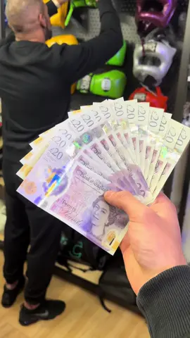 Mad Dog, I’m looking for a new red Nike kit, and I also spotted the new Nike Hyper KO 2s on your website. They’re looking sharp—ill grab them both!#FYP #fyp #foryouu #maddog #boxing #birmingham #🥊 #suttoncoldfield #brum #boxingshop #UK #cleto #reyes #cletoreyes #specialedition #nike 