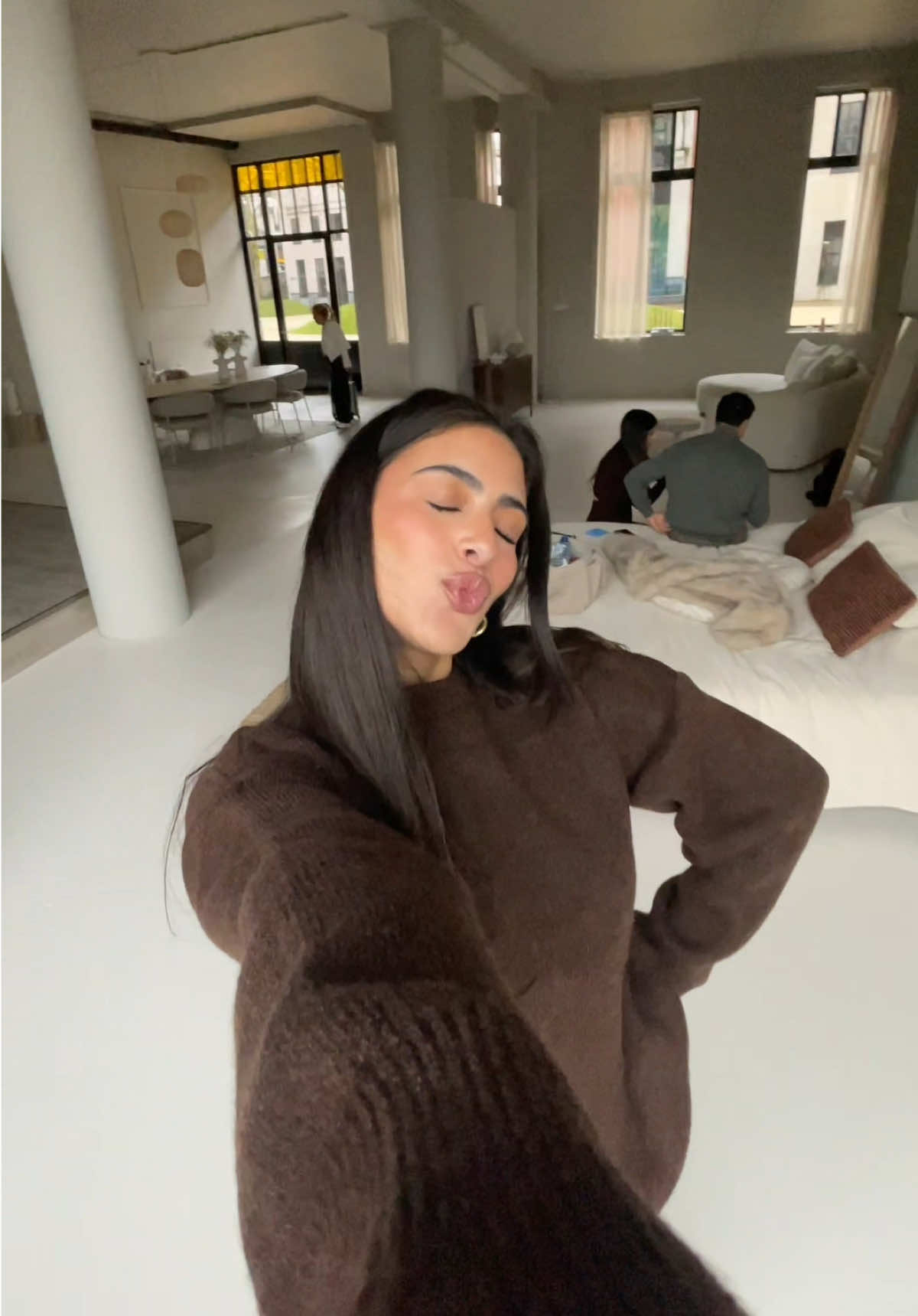 Vlog day - Shooten voor m'n eigen merkje🥹🤍 #shootday #SmallBusiness #webshop #kledingwebshop 