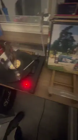 I’m tired of talking on my phone.#oxford #richard #oasi #oasis #liamgallagher #standbyme #beherenow #fyp #famous 