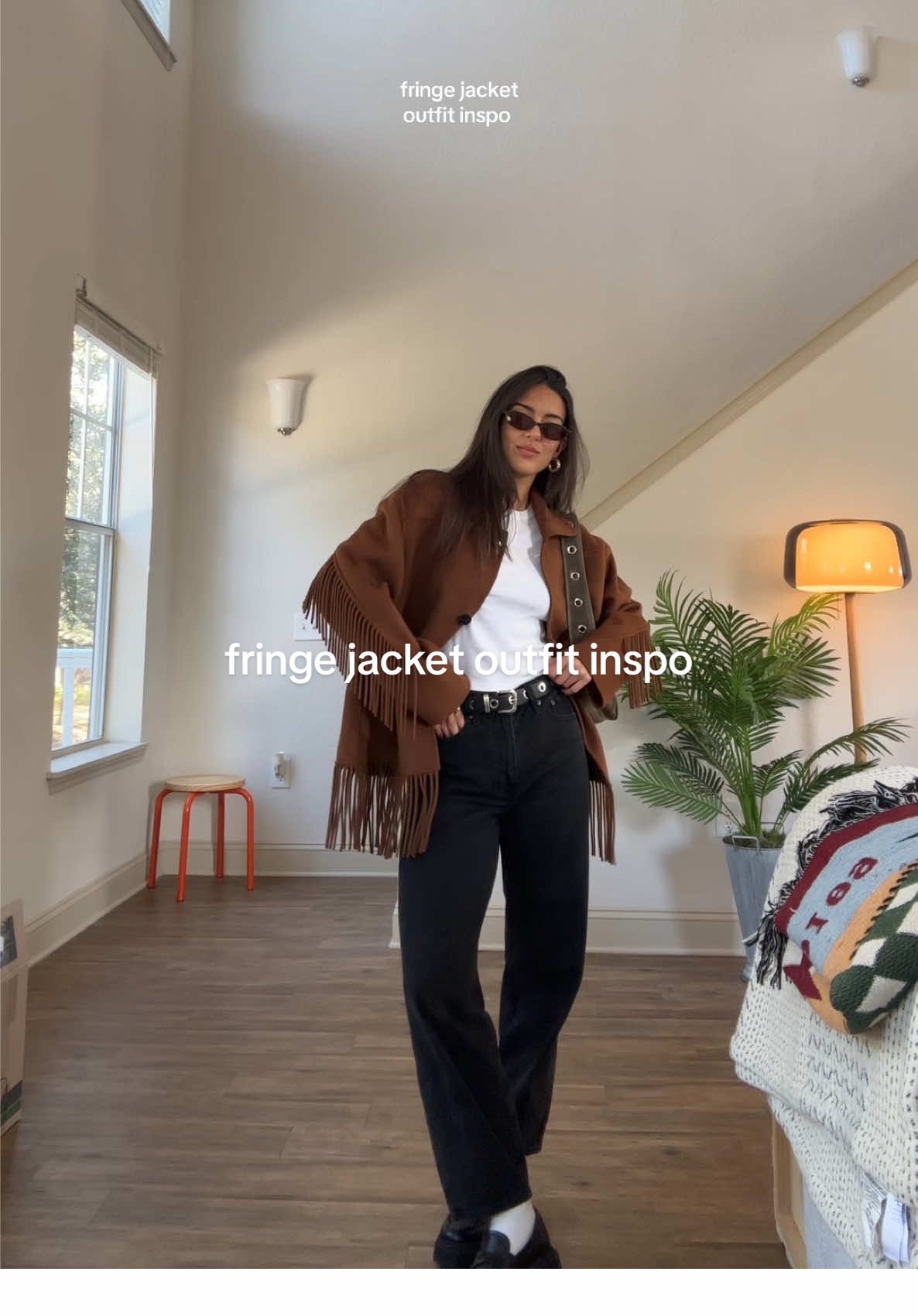 I will never stop repeating this outfit 🤠 #easyoutfits #outfitinspo #fringejacket #outfitideas #simpleoutfit #outfitformula #outfitrepeater #pinterestoutfit 