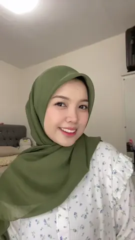 siape pun ajarkan aku pakai eyeliner🙂🙏🏻
