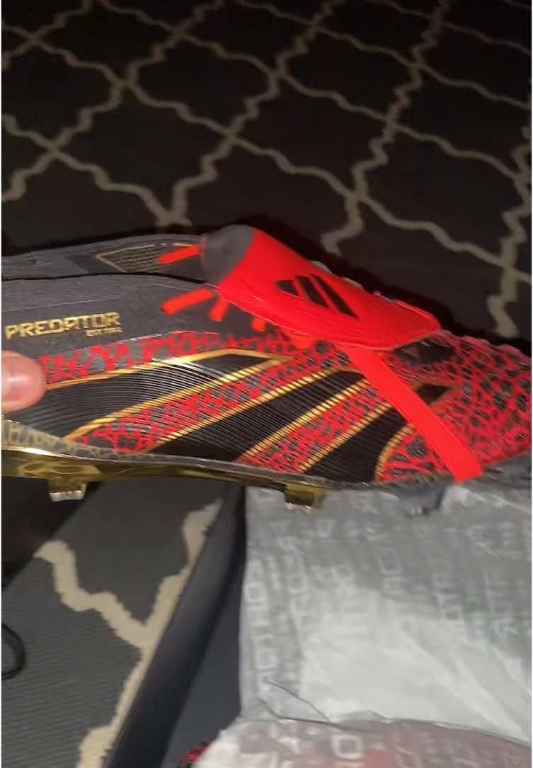 adidas predators year of the snake 🐍❤️‍🔥🖤 #football #boots #adidas #jeddah #cleatscheck #snake 