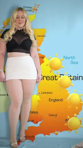 Your new weather girl 😏 