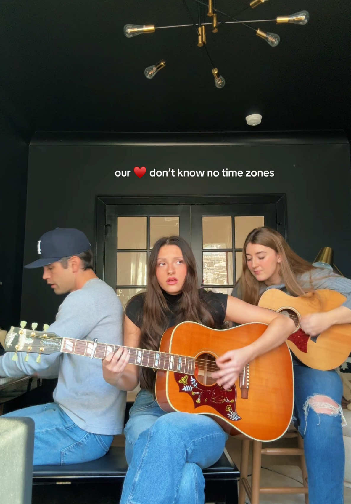 we wrote this 10 minutes ago 🌙🤝 #fy #foryoupage #trending #songwriter #artist #singer 