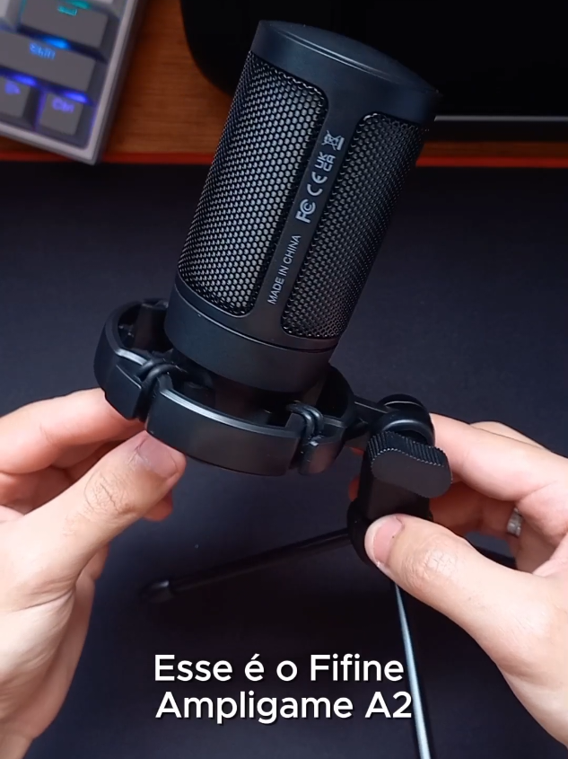 Melhor microfone por menos de 100 reais Unboxing e teste completo do Fifine Ampligame A2! Será que ele entrega a qualidade que gamers e streamers precisam? 💻🔥 ✅ Qualidade de áudio insana ✅ Design incrível para setups gamers ✅ Perfeito para streams e gravações Assista até o final e descubra se vale a pena investir no seu próximo microfone! #SetupGamer #Microfone #Fifine #FifineAmpligameA2 #Streaming #Periféricos #streamer #gamers 