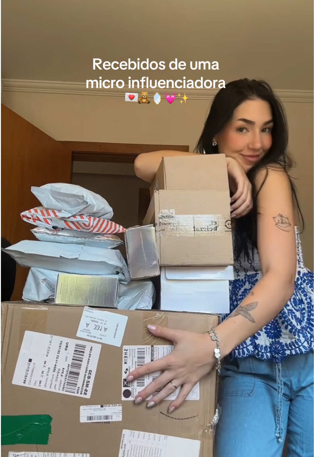 Meus ultimos recebidinhos como uma micro influenciadora 💗 E fica a dica amiga: POSTA! só vai! sem medo do que os outros vão dizer, ok? 😊 Muito obrigada, marcas queridas 💖 @Skelt Cosmetics  @Gocase Brasil  @Firmoo Glasses  @SHEGLAM  @belezabrasileirabr  @Shopee Brasil  #influenciadoradigital #influencer #parcerias #recebidos #unboxing #girlytok #BeautyTok #girlssupportgirls #garotasapoiamgarotas