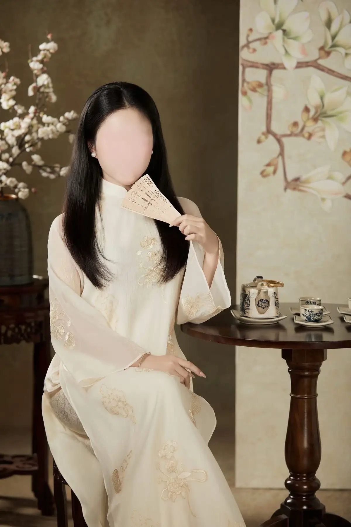 Lên concept dịu dàng, nhẹ nhàng, đơn giản mà sang cho các nàng đâyyyyyy #cobethichanh #ghepanh #ghepanhnghethuat #chinhanhdep #tết #tết2025 #aodai #aodaitet #viral #xh #xhtiktok #fyp 