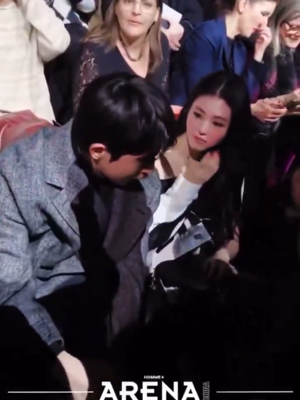 #hansohee #namjoohyuk #pfw #fashionweek #TikTokFashion #dior #skawngur #xeesoxee #hansohee♡ #sohee #한소희 #fypシ゚ #bcaxyz #xyzabc #lewatberanda 