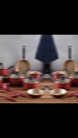 São 10 peças Tramontina, para renovar os utensílios de casa 😉 *Jogo de Panelas Tramontina Turim em Alumínio com Revestimento Interno e Externo em Antiaderente Starflon Max Vermelho 10 Peças* 🔥R$ 269,99 parcelado 🛒Compre aqui: https://amzn.to/4axFsb2 #tudoempromocao @Tudo em Promoção @Tudo em Promoção 