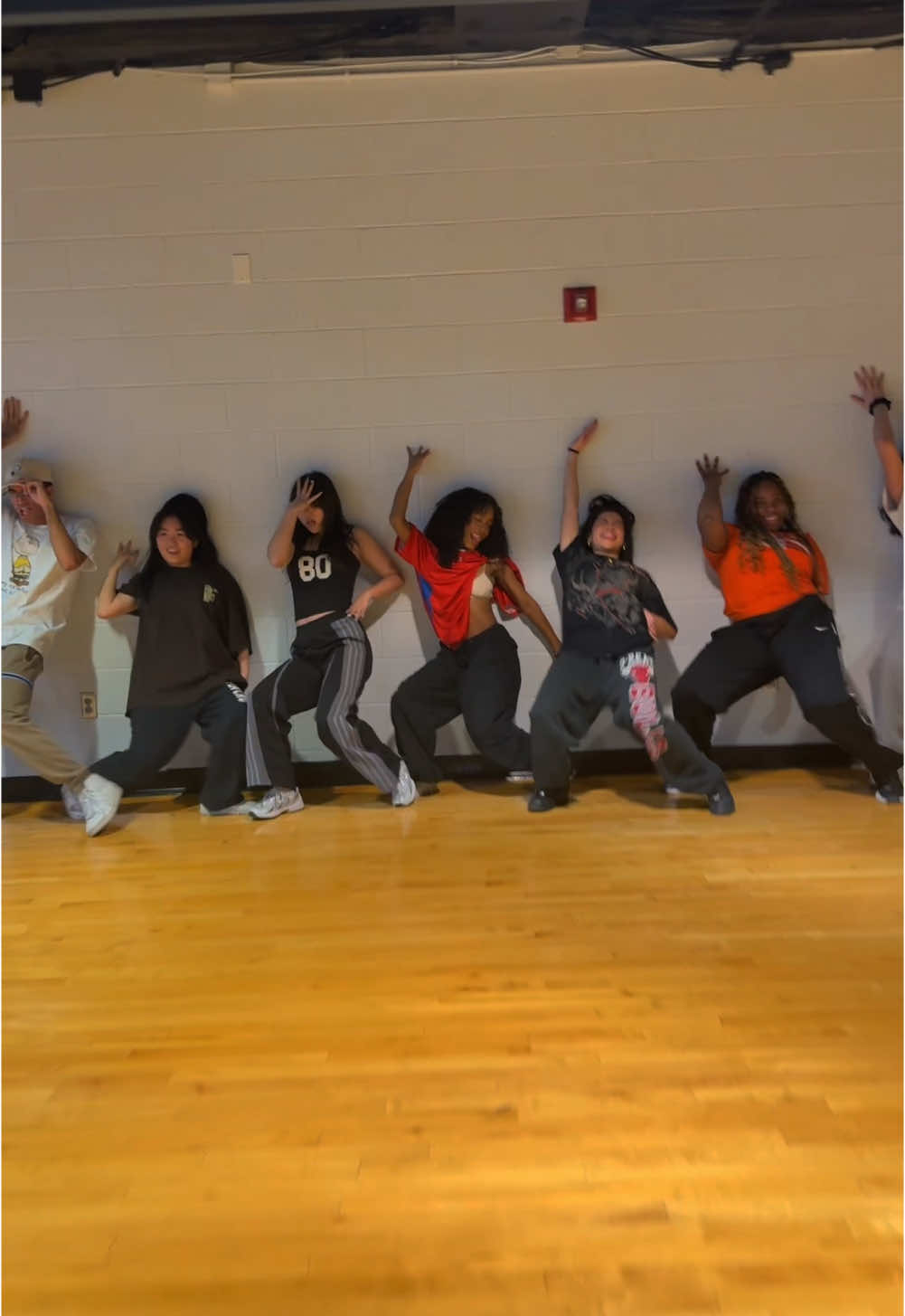 when 2xs is back in session 😈 #weback #dance #walldance #dance2xsuiuc #dance2xs #auditions #fyp