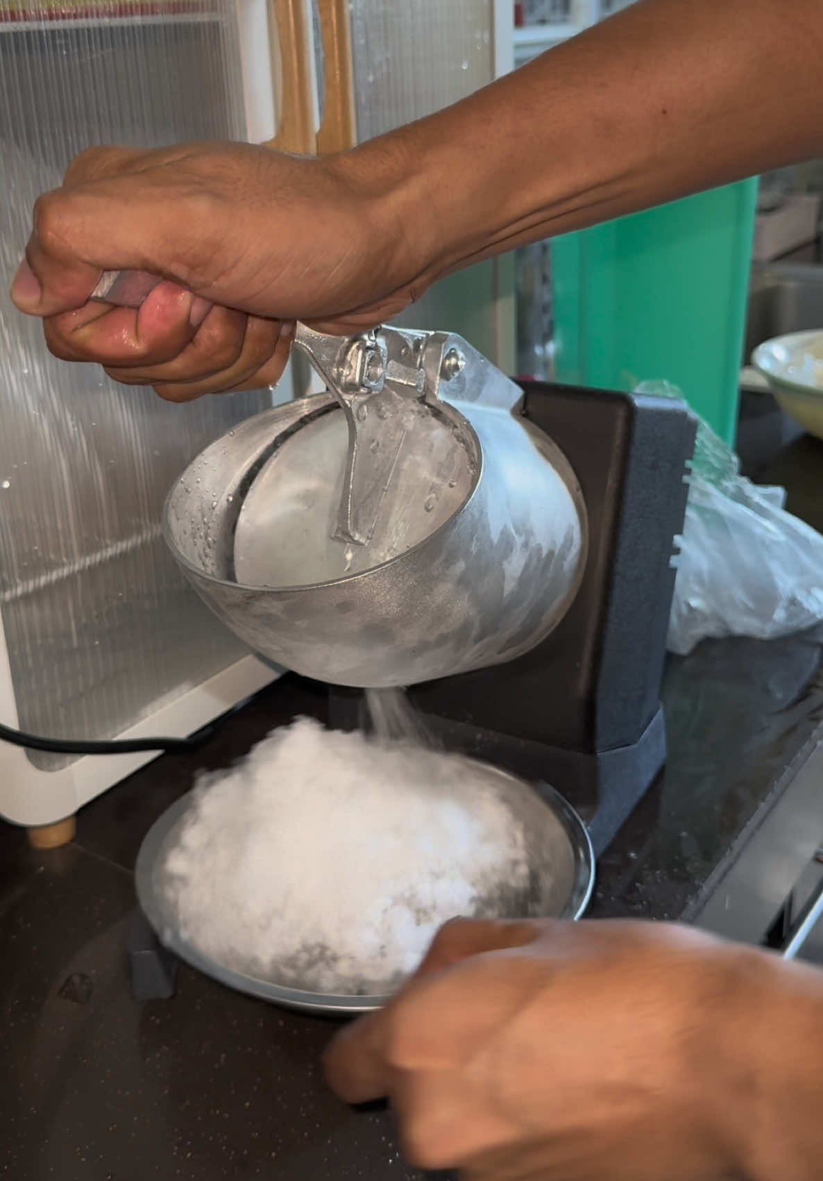 Madalas na magagamit tong Ice Crusher nato at umpisa ng uminit ang panahon. #icecrusher #hodekt #hodekticecrusher #crushedice 