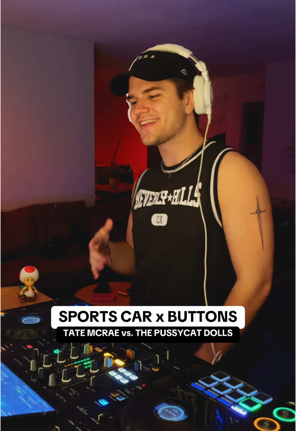 i will eat up a 2000s-inspired track every single time 💥🏎️ full version already up now on YouTube! #mashup #remix #producer #dj #edit #transition #tate #tatemcrae #thepussycatdolls #pcd #2000s #sportscar #adamusic 