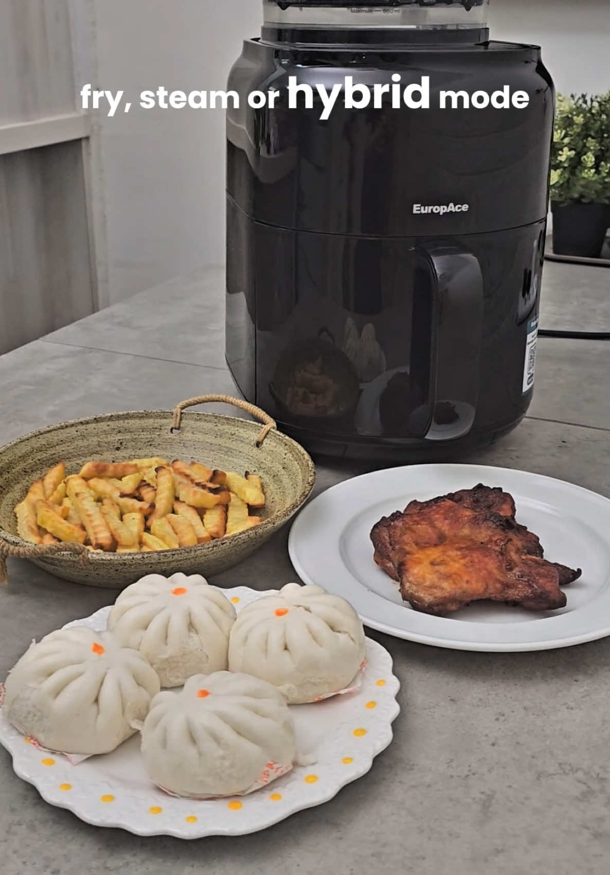 Cook healthier, crispier meals with the 4.5L TrueSteam Air Fryer! With 3 cooking modes—Air Fry, Steam, and Hybrid—you can enjoy faster meals with less oil. Featuring 9 presets, an intuitive touch control, and easy auto-clean, it’s perfect for crispy, tender dishes every time. #singapore #homeappliances #sghomedecor #sghome #europacesg #EcoFriendly #europace #kitchenappliances #kitchengadgets #steamairfryer #airfryerrecipes 