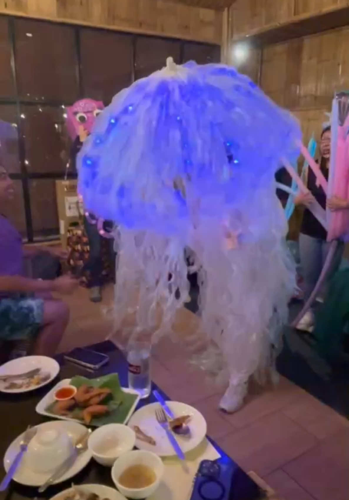 แต่งเบาๆแน่นะวิ #แต่งตัวปีใหม่ #ธีมใต้ท้องทะเล⛵️🛶🏝️🏖️ #underthesea #แต่งตัวแมงกระพรุน #แต่งตัวใต้ท้องทะเล #ทะเล #แต่งตัวตามตีม 