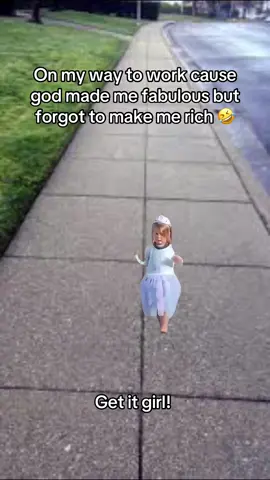 #toocute #princess #modelwalk #🤣🤣🤣 #kidstiktok #getitgirl #tiara  #workit 