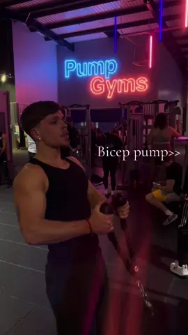 Gotta love a bicep finisher                #gym #fyp #pumpgymscolchester 