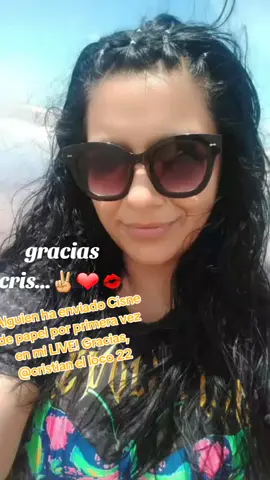 ¡Me ha encantado! ¡Gracias, cristian el loco 22! Es la primera vez que veo este Regalo en mi LIVE. @cristian el loco 22 #livegift #papercrane #cisnedepapel 