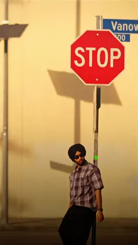 shubh new song  . . . #shubh #virl_video #foryoupage #shubhworldwide #😎😎 