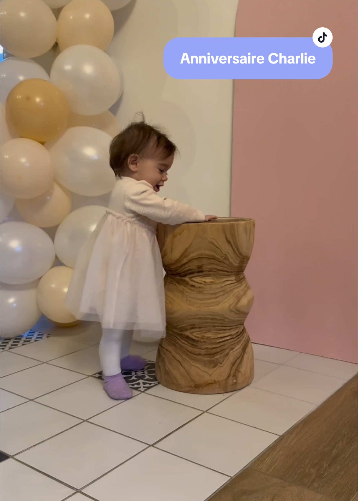 Le fameux vlog tant attendu 🎂🍼 IG : chlooe.brn_ #fyp #jeuneparent #momlife #bébé #anniversaire #1an #baby #Vlog 