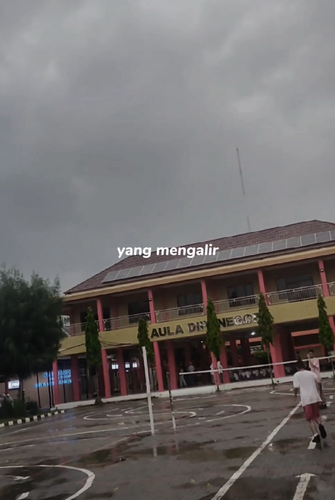 Nebula after rain🌧️☂️ #smkstoryy🌻 #smkbisasmkhebat #brebes24jam #smknegeri1bulakamba #smknebula #fyp #nebula #viral #story #bulakamba 