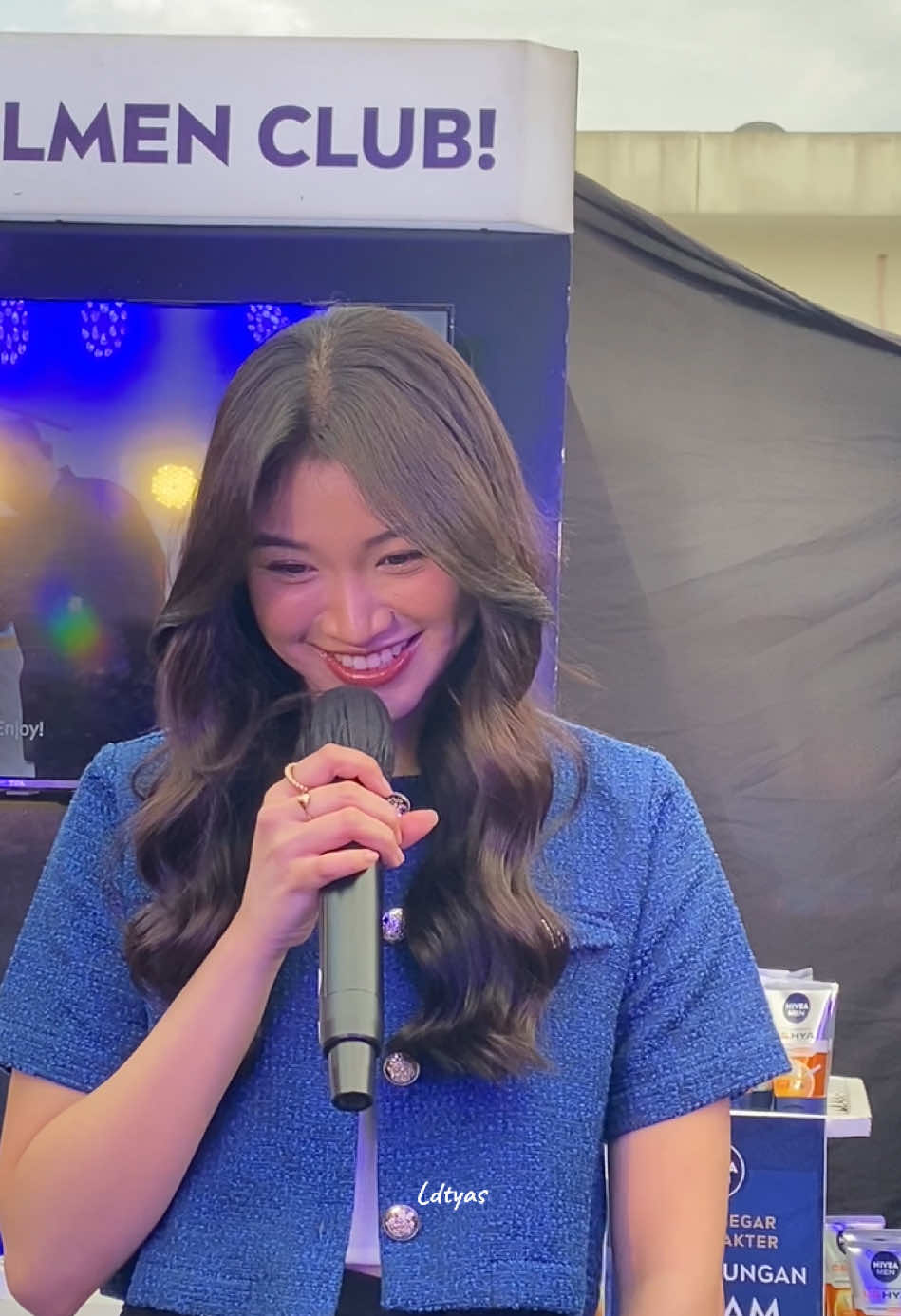 bidadari mana iniii 🥹🫶🏻 @Shani Indira  at Graha Raya #shaniindiranatio #fyp #niveamen #fypシ 