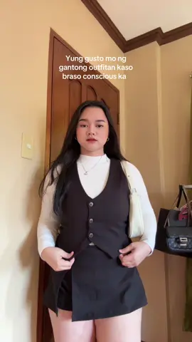 Buti nalang may longsleeve top tayo😩🫶🏻 #turtlenecktop #longsleeve #innertop #vestoutfit #OOTD #terno #coords #midsize #chubby #plussize 