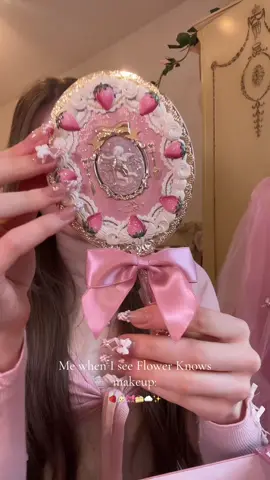 So pretttyyy 👼🏻✨ Use my code “ROSEDOLL” for a discount on @Flower Knows Makeup ♡  #flowerknows #makeuphaul #coquette #dollette #coquetteaesthetic 