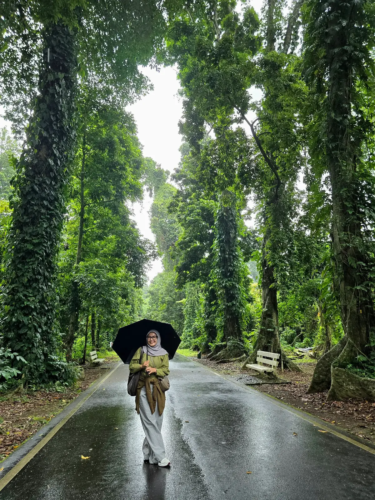 krb💚#fypシ #fyp #kebunrayabogor #OOTD #ootdhijab 