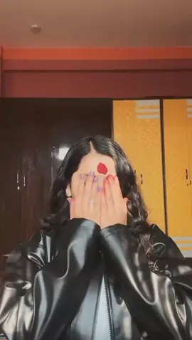 #sistersforever #loveyou #chasingdreams #loveyourself❤️ @Ms.adhikary🌸@Mrs__jaisiniiy 👀💗💐 