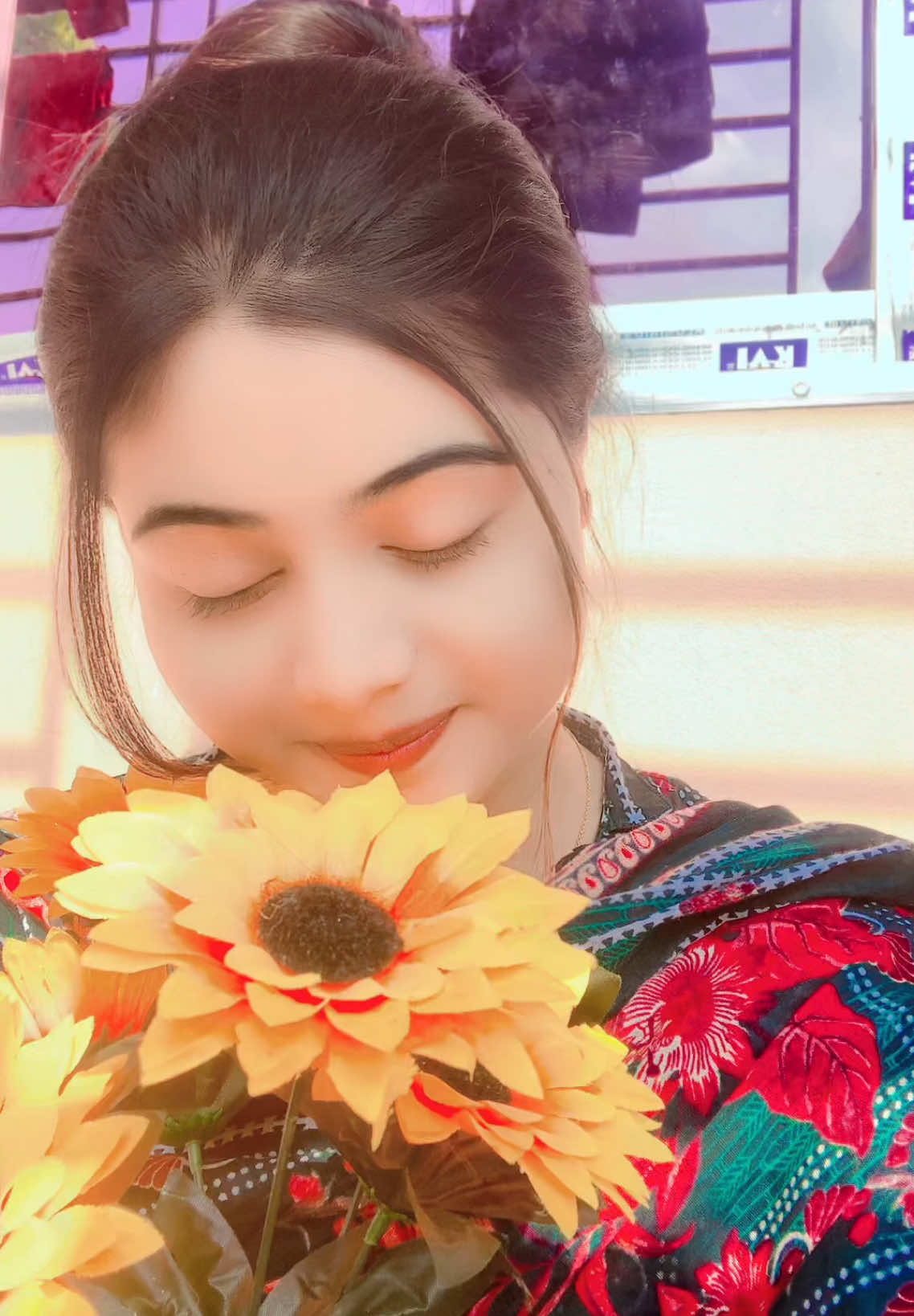 ফুল দেওয়ার নাম ভালোবাসা না🥰#foryou #foryoupage #unfrezzmyaccount #1m #trending #tiktok #bdtiktokofficial #chinkipinki143 #fyp #tiktokbangladesh 