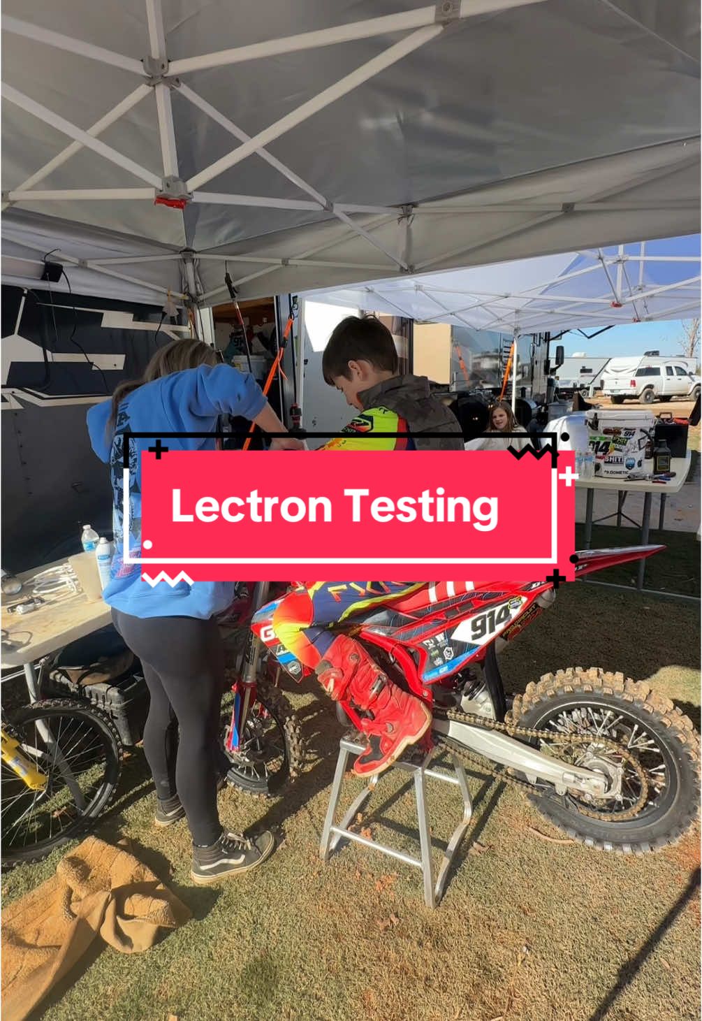 Pretty much set it and forget it. It’s freaking great. 10/10.  I haven’t had to mess with the mod since we installed the lectron carb. #lectron #smartcarb #gasgas #gasgas65 #motomom #MomsofTikTok #sportsmom #motocross #motokid #motodad #dailyvlog #moto #dirtbikes #racing #2stroke 