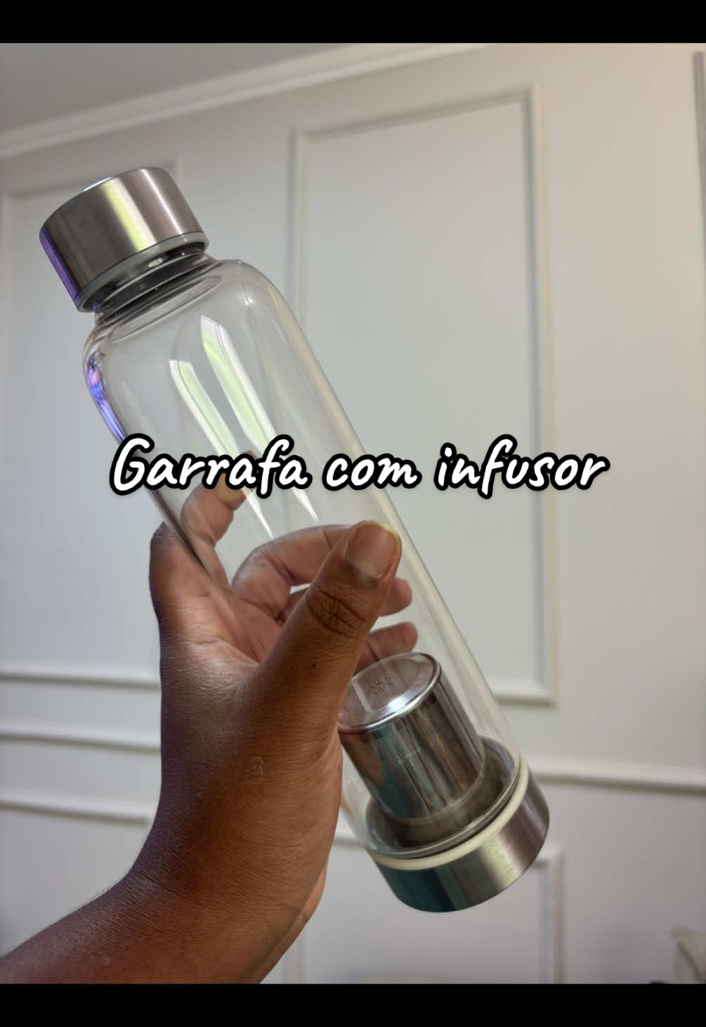 Comprei uma garrafa com infusor….. #garrafa #praticidade #rotina #cha #dica #comprei #tecnologia 
