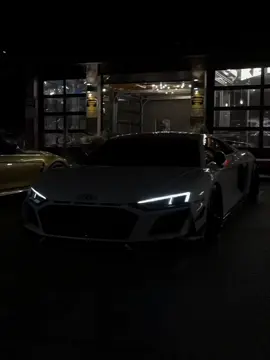 R8 🤍 Clips From: #car #caredit #r8 #audir8 #fyp #viral #4kquality #4kcaredit  @R8TED__M 